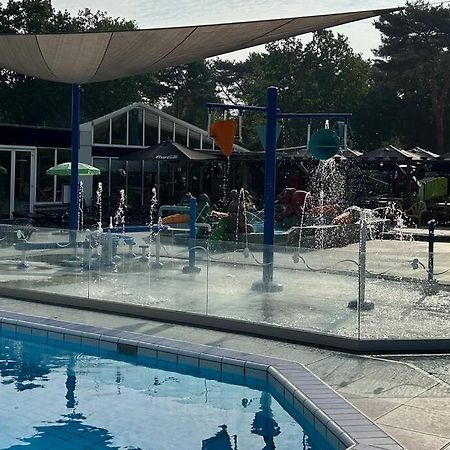 Houten Chalet Op 5 Sterren Park Met Zwembad เออร์เมโล ภายนอก รูปภาพ