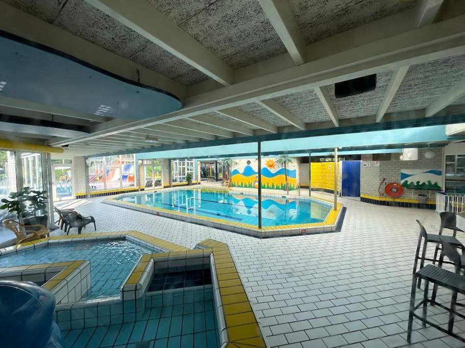 Houten Chalet Op 5 Sterren Park Met Zwembad เออร์เมโล ภายนอก รูปภาพ